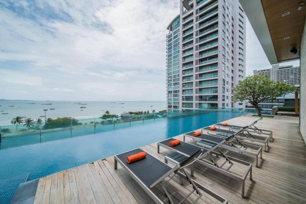 Seven Zea Chic Hotel Pattaya Exterior foto